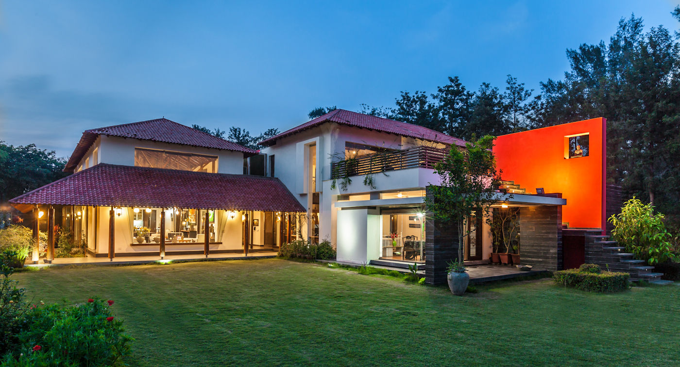 G Farm House, Kumar Moorthy & Associates Kumar Moorthy & Associates Eclectic style houses