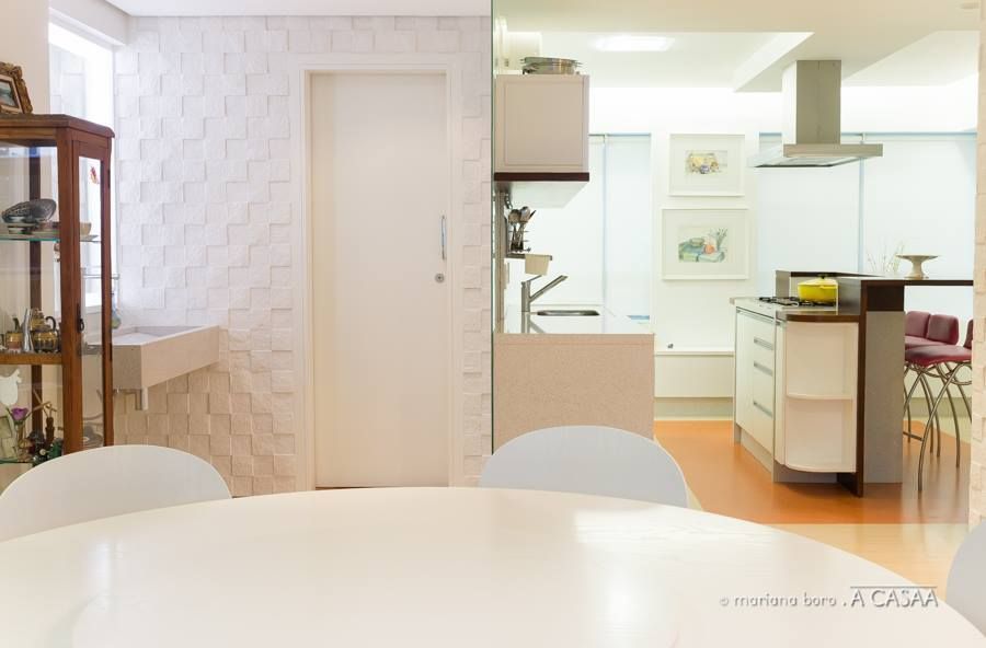 detalhe vista cozinha Arquiteto Rico Mendonça Arquitetura e Design Kitchen units Wood-Plastic Composite