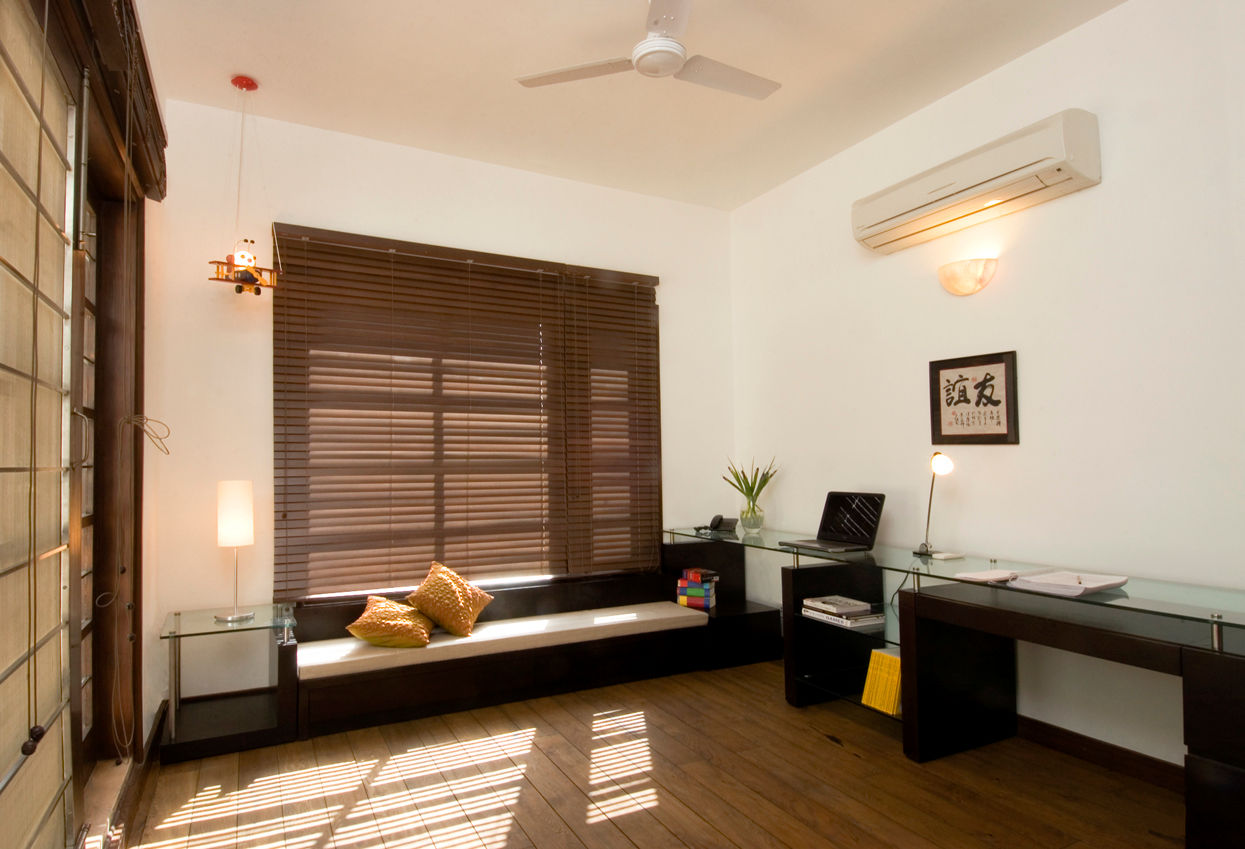 B House, Kumar Moorthy & Associates Kumar Moorthy & Associates Modern home