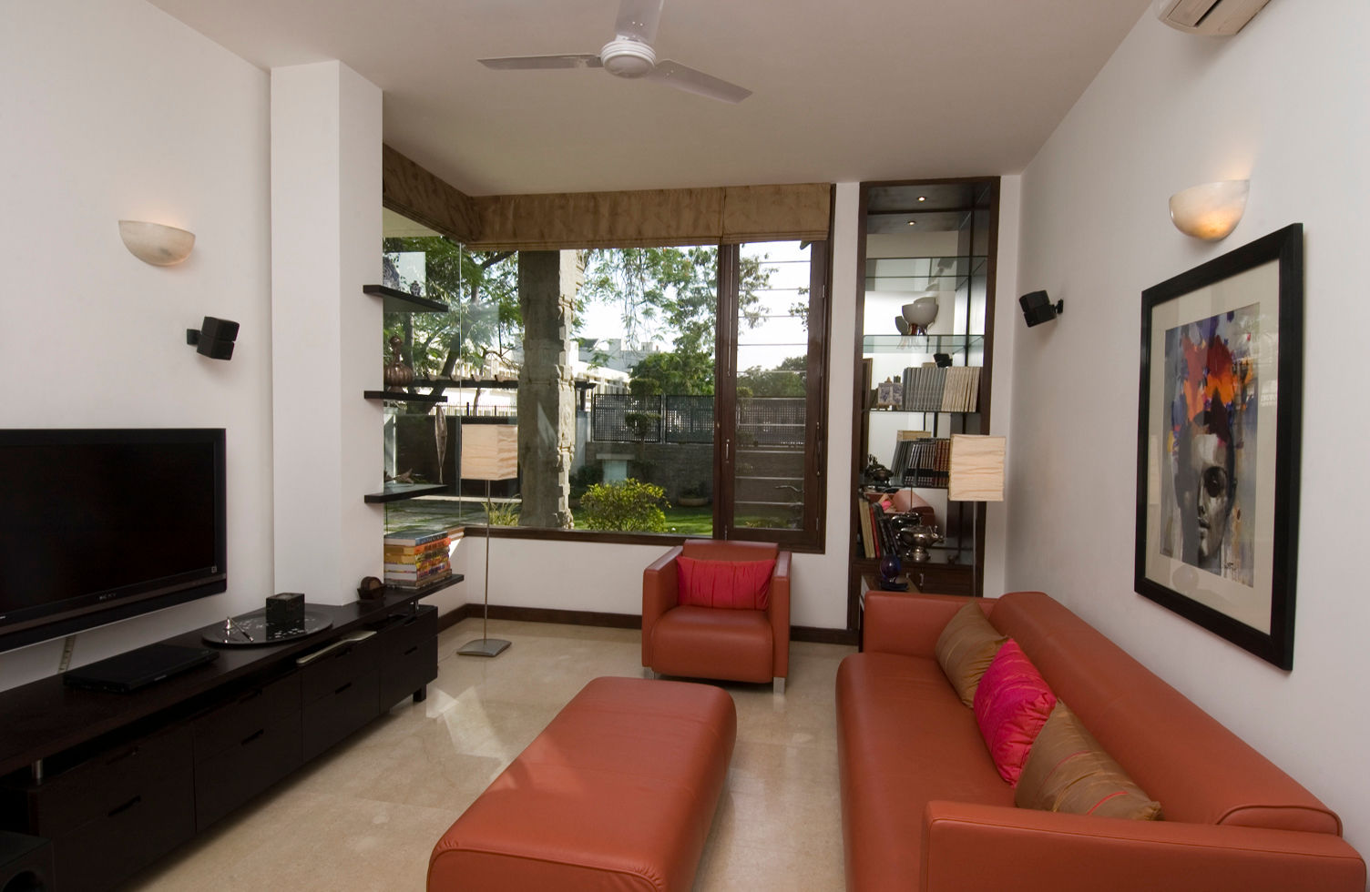 B House, Kumar Moorthy & Associates Kumar Moorthy & Associates Modern home