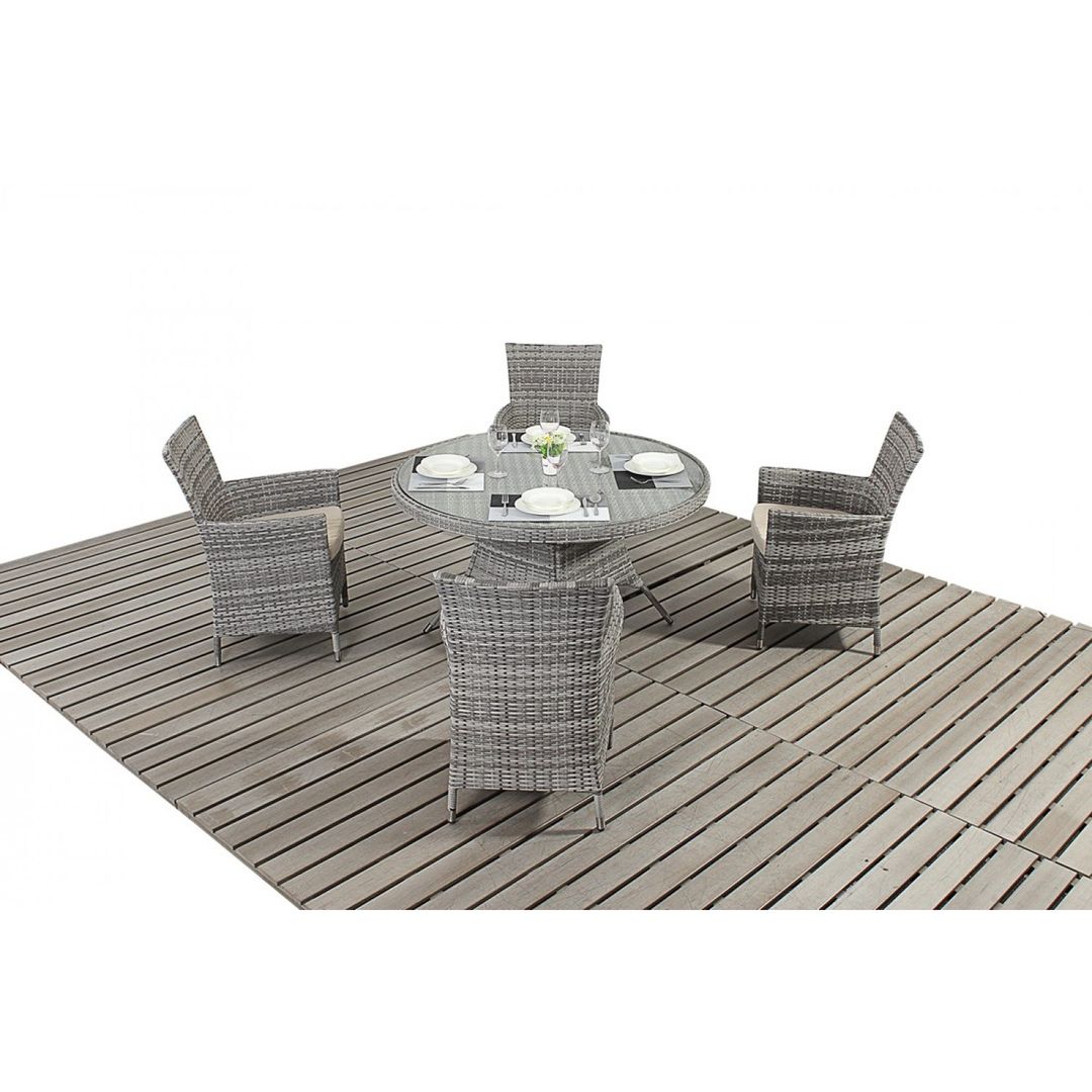 Bonsoni Rustic Round Dining 4 - Includes a Glass Top Circular Table, Four Chairs and a Parasol Rattan Garden Furniture homify Сад Меблі