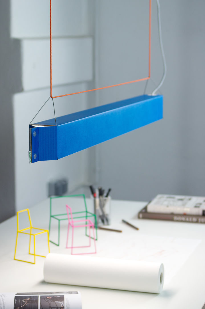 NUMEROUNO LED blau homify Minimalistische Arbeitszimmer Beleuchtungen