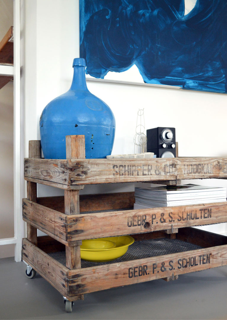 homify industrial style corridor, hallway & stairs.