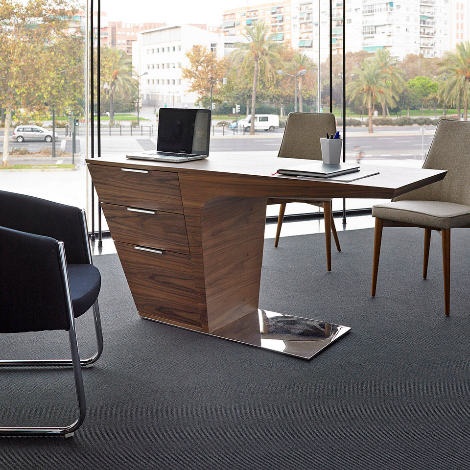 DESPACHOS Y OFICINAS, Muebles Flores Torreblanca Muebles Flores Torreblanca مكتب عمل أو دراسة