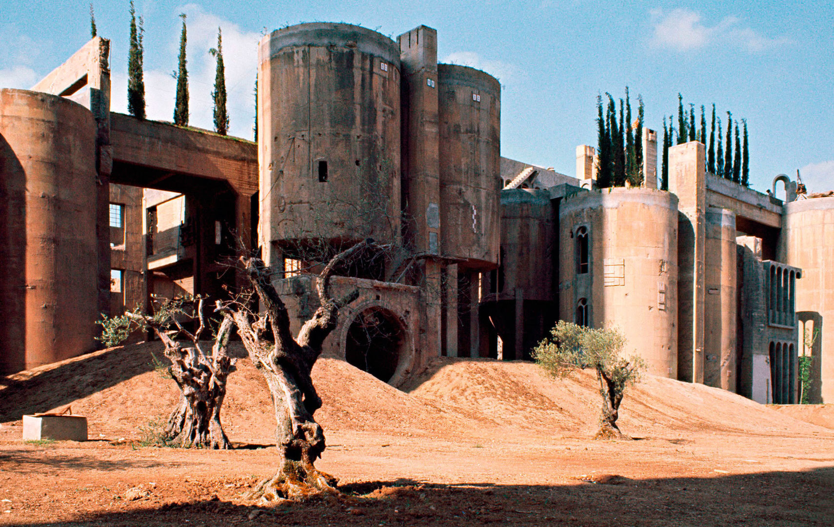 LA FABRICA, Ricardo Bofill Taller de Arquitectura Ricardo Bofill Taller de Arquitectura