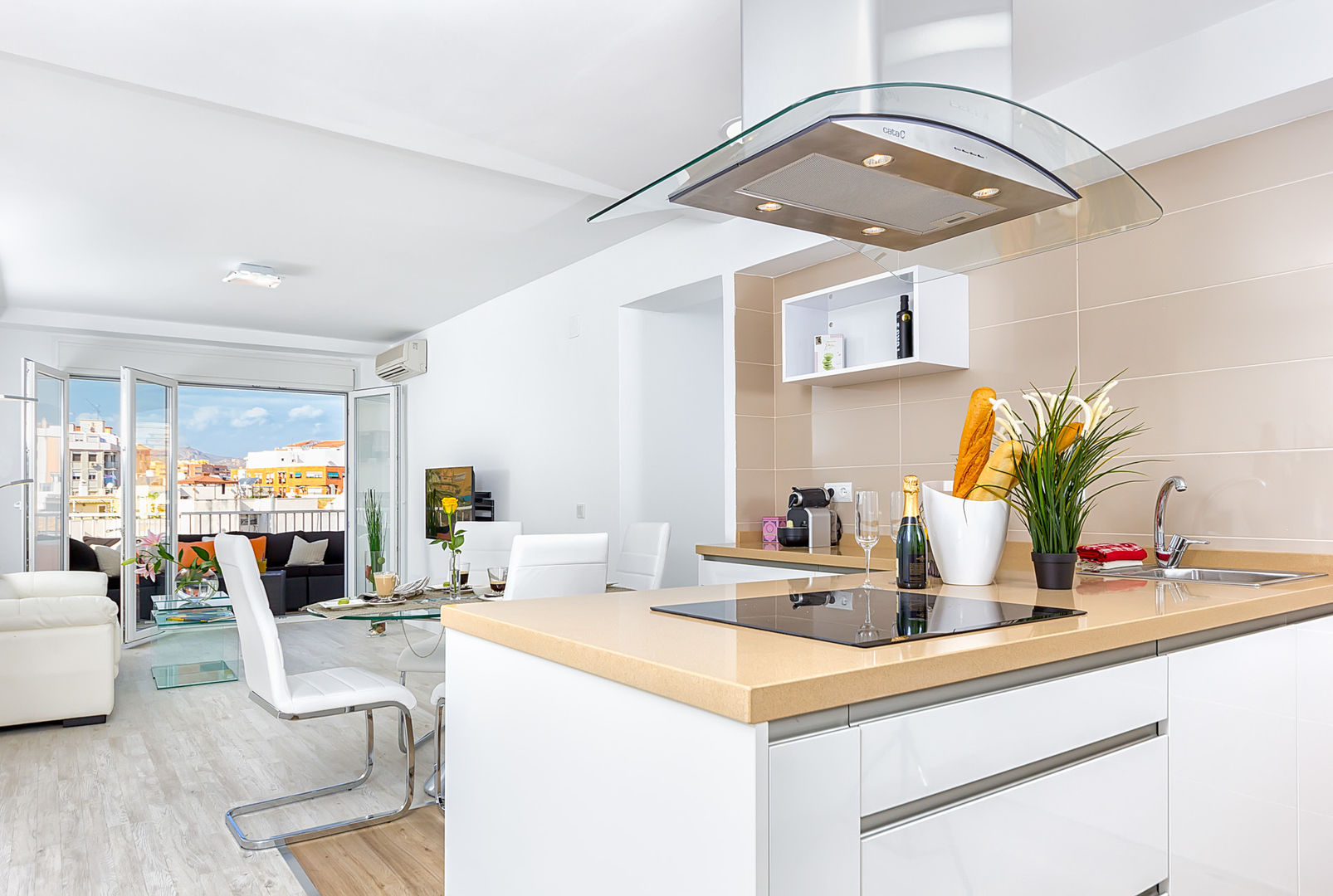 Cocina y salón Espacios y Luz Fotografía Livings de estilo moderno