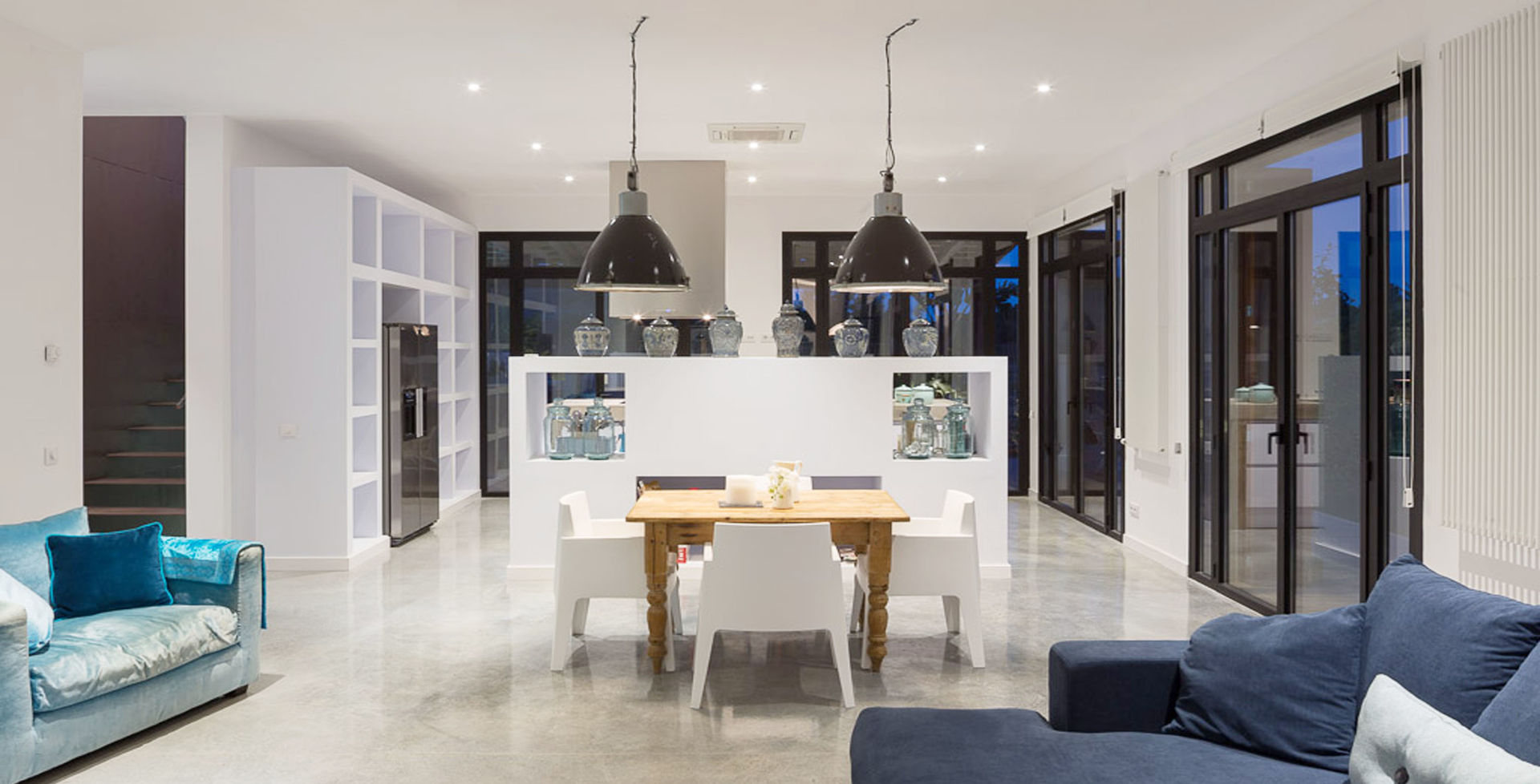 Living | Casa A 08023 Architects Comedores de estilo mediterráneo