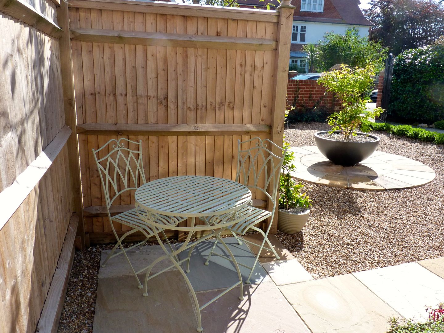 Serene Gravel Garden, Cornus Garden Design Cornus Garden Design Jardines de estilo moderno