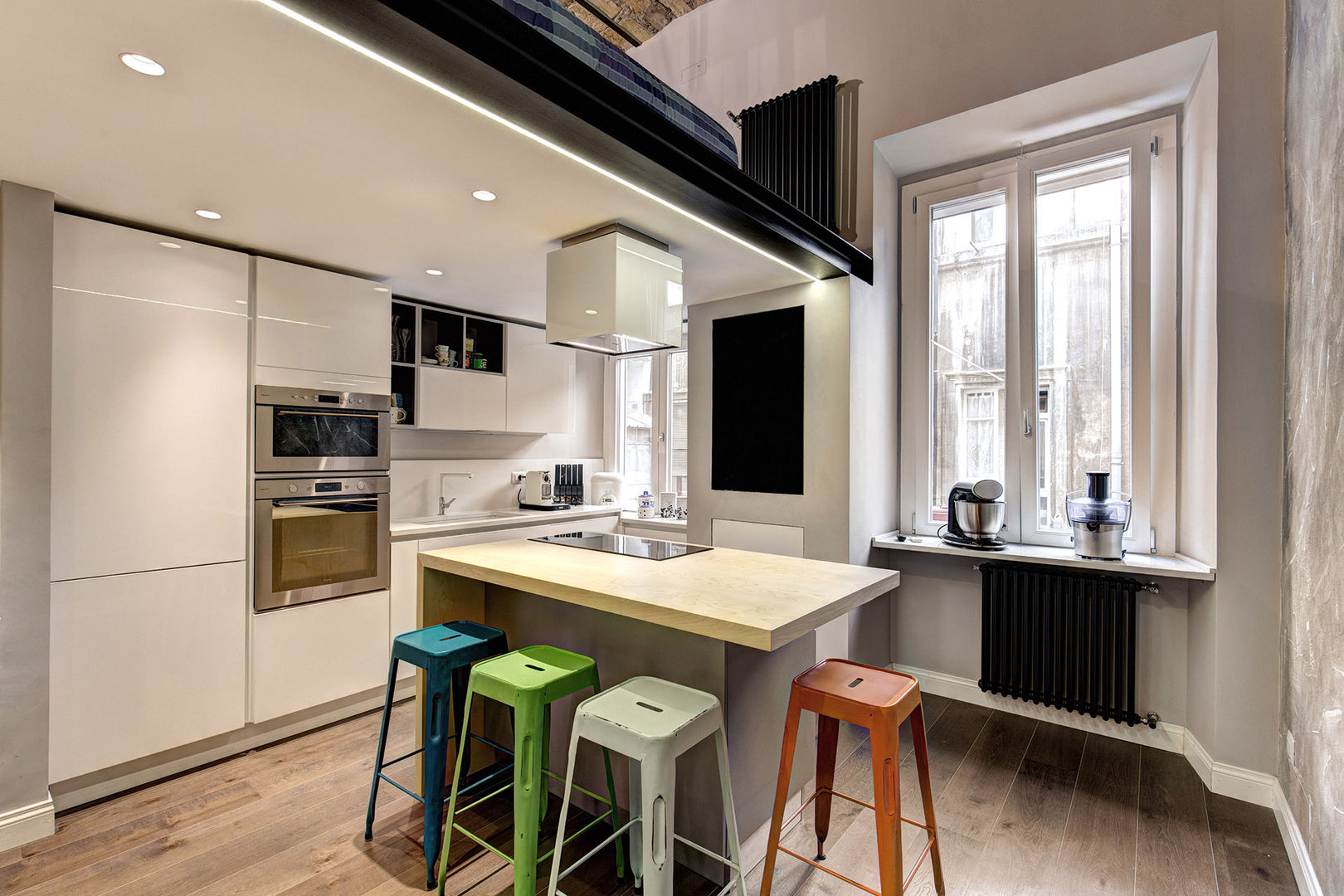 MACHIAVELLI, MOB ARCHITECTS MOB ARCHITECTS Industrial style kitchen