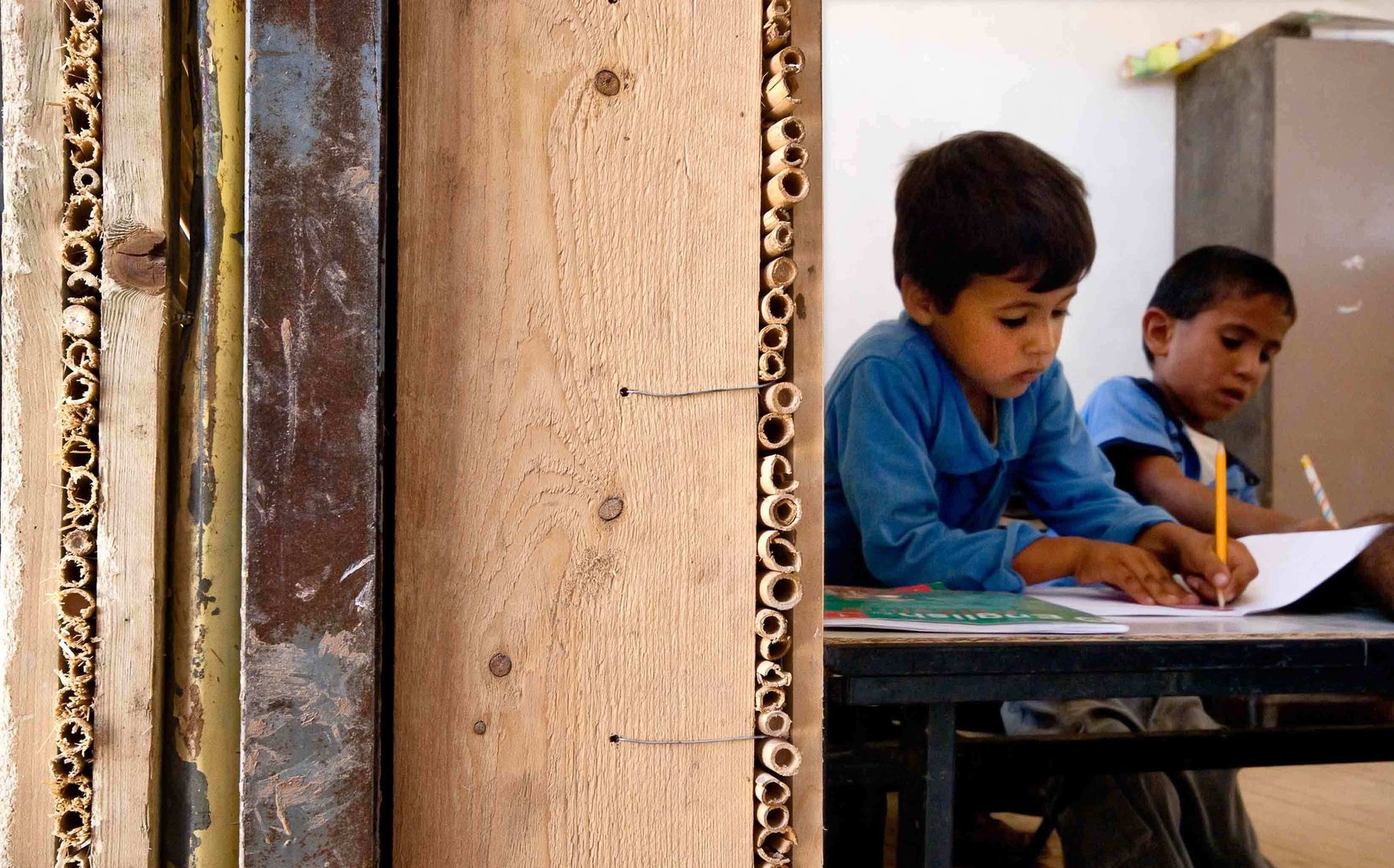 La Scuole nel Deserto - Abu Hindi primary school, ARCò Architettura & Cooperazione ARCò Architettura & Cooperazione مساحات تجارية مدارس