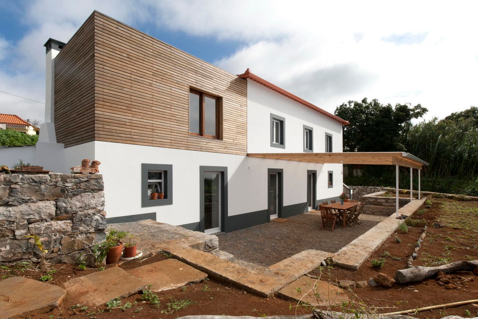 Quinta H | eco-renovation | Madeira, Mayer & Selders Arquitectura Mayer & Selders Arquitectura Rustic style house