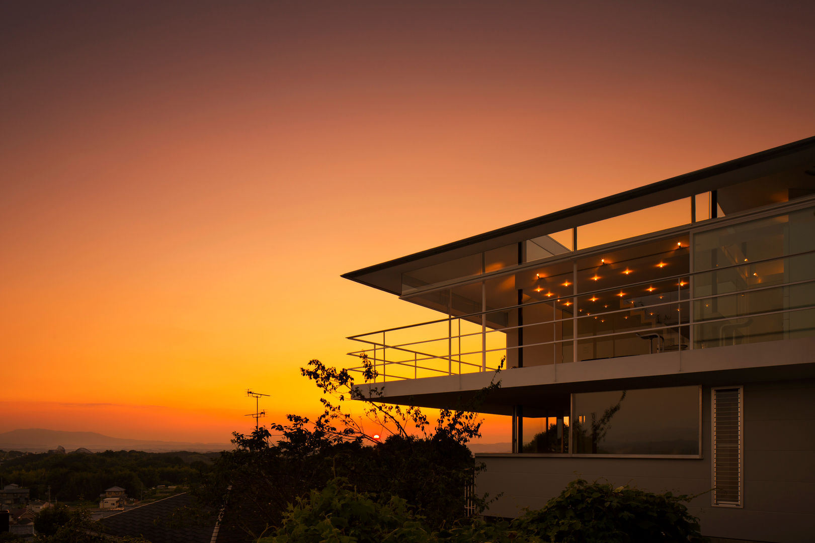 House in Narazaka, Yoshiaki Yamashita Architect＆Associates Yoshiaki Yamashita Architect＆Associates الغرف