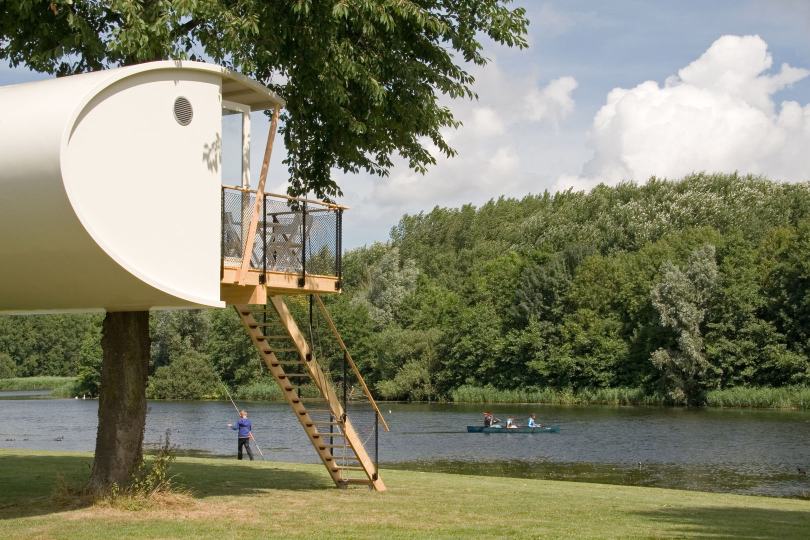 Boomhut, Atelier Dutch Atelier Dutch Quartos modernos Camas e cabeceiras