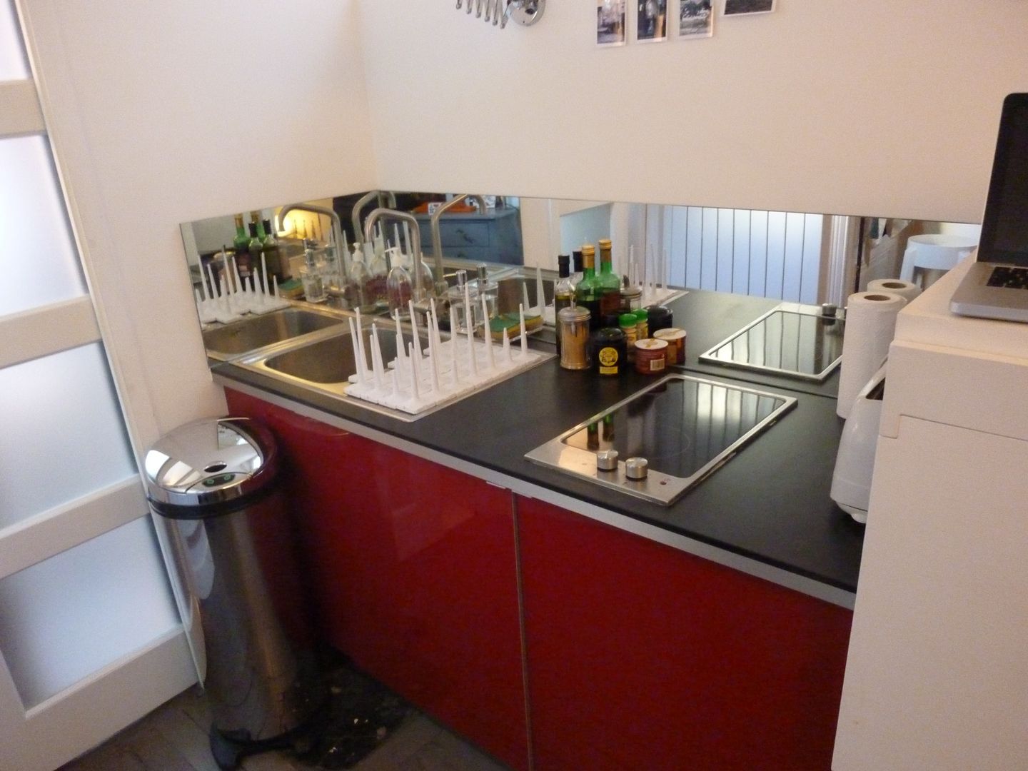 Studio de 14 m2 à Montmartre, Antinomik design Antinomik design Minimalist kitchen