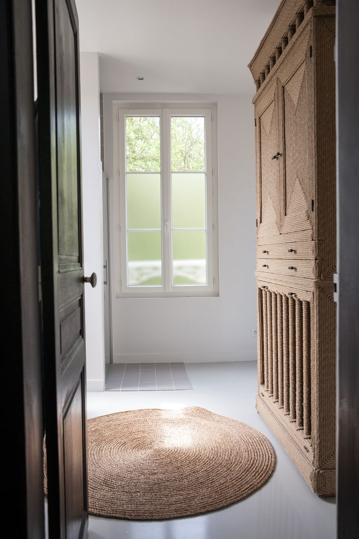 Le contemporain épouse l’ancien, mllm mllm Eclectic style bathroom