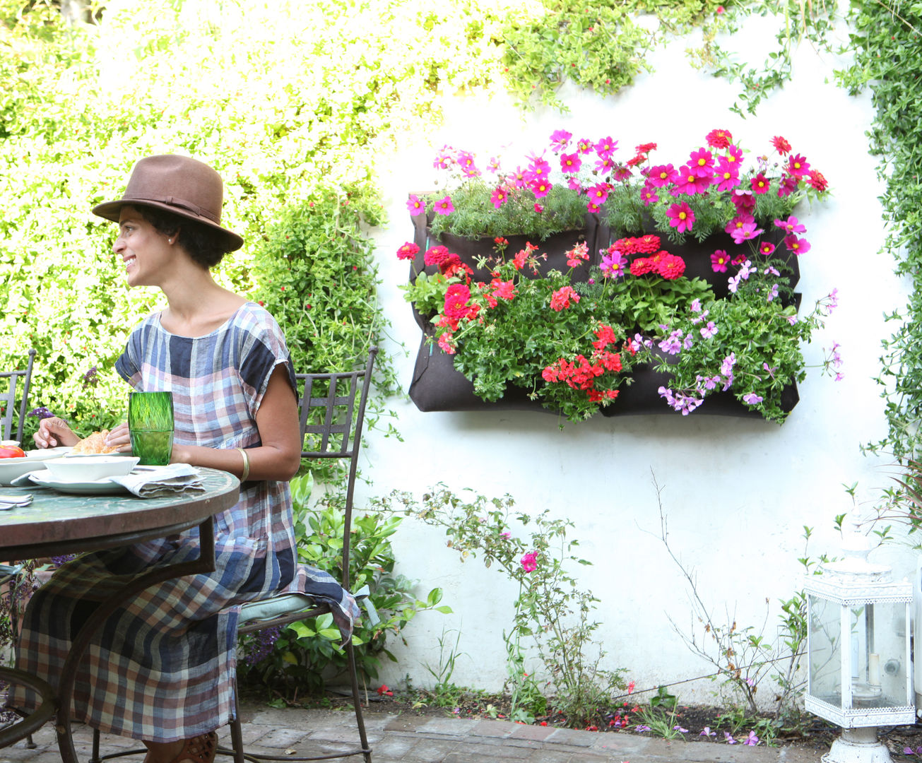 Wandpflanztasche aus Filz von Woolly Pocket Greenbop Innengarten Raumbegrünung