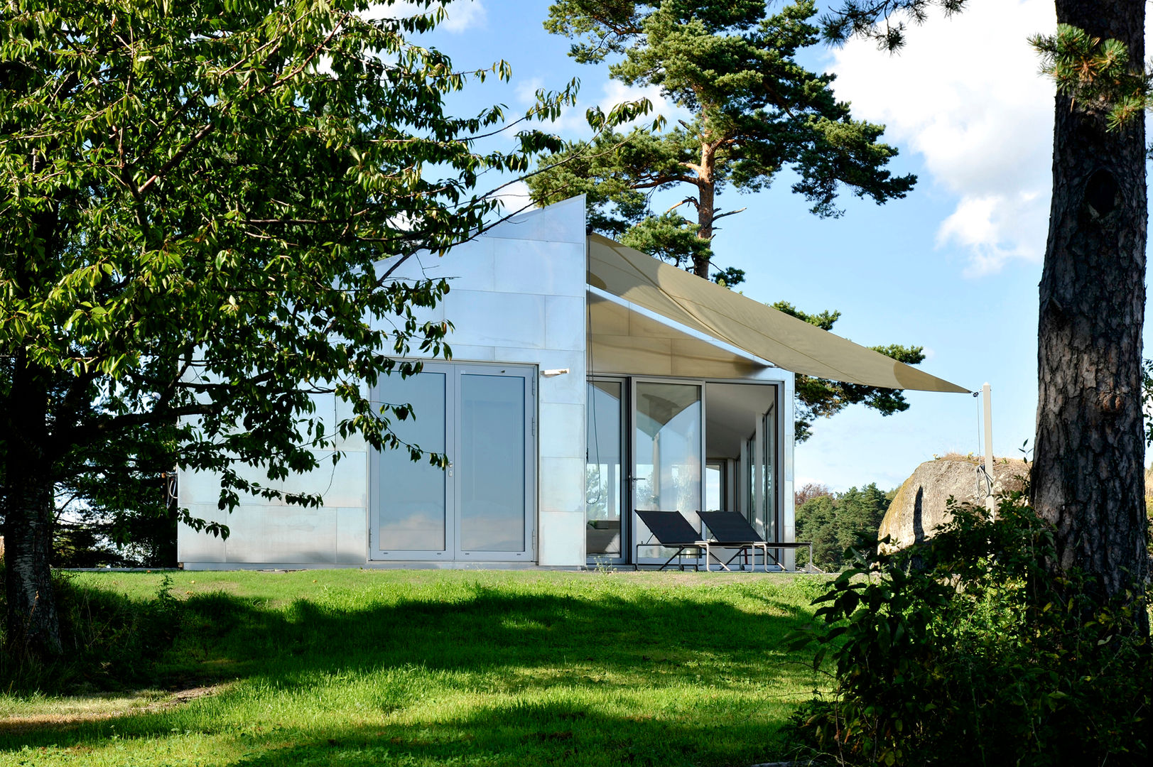 Aluminum Cabin, Jarmund/Vigsnæs AS Arkitekter MNAL Jarmund/Vigsnæs AS Arkitekter MNAL Eklektyczne domy