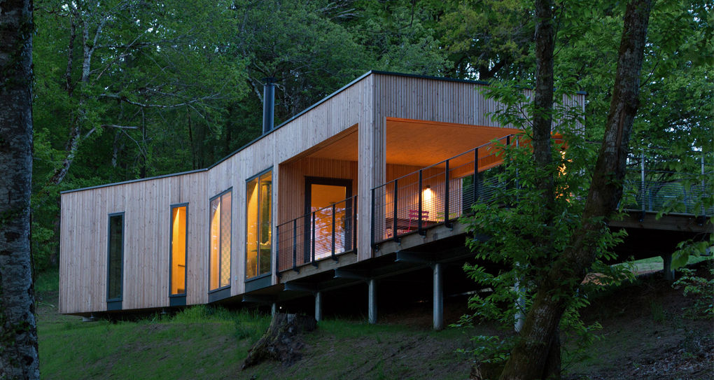 LES CABANES DE SALAGNAC, AGENCE APOLLINE TERRIER AGENCE APOLLINE TERRIER Casas estilo moderno: ideas, arquitectura e imágenes