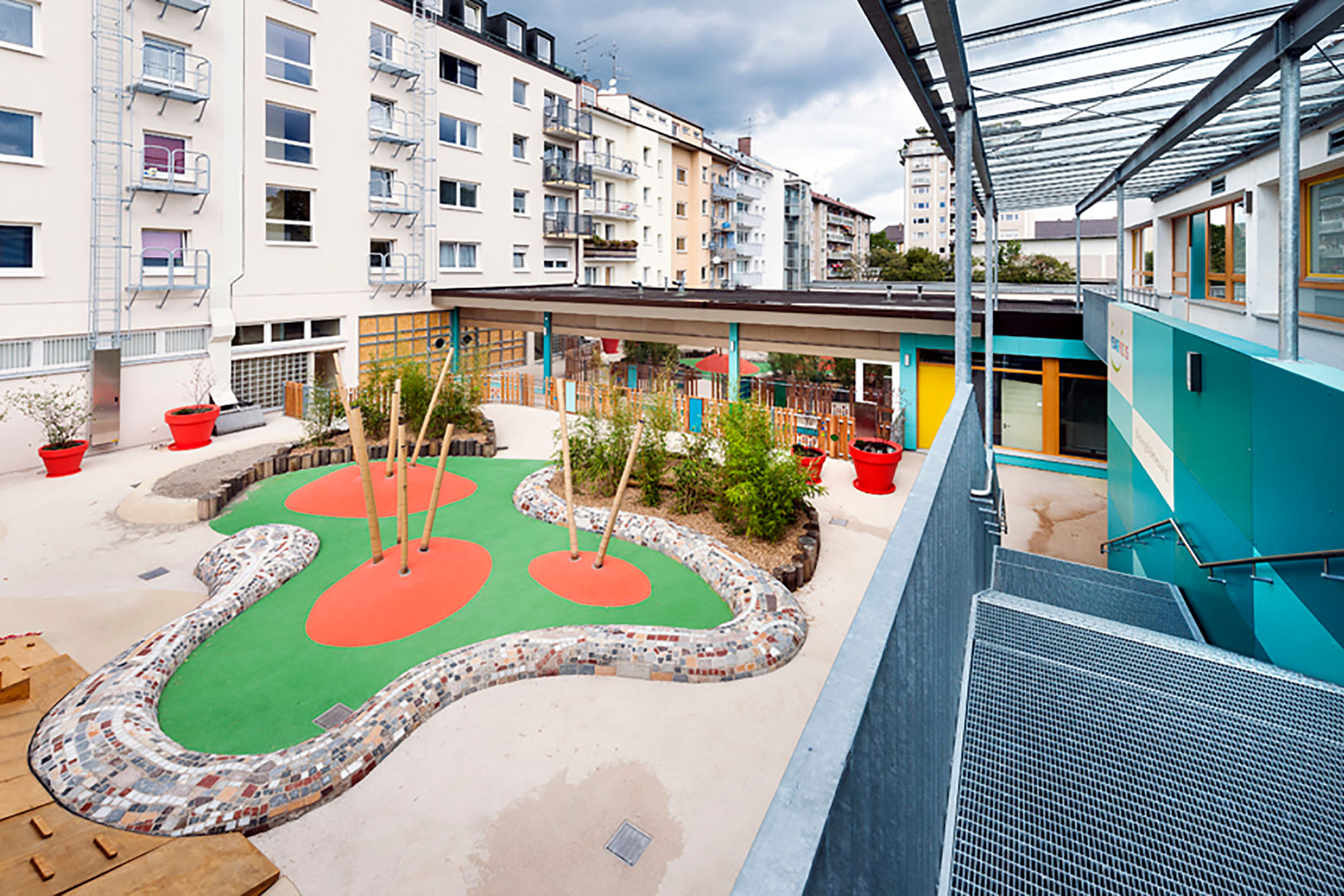 Kindertagesstätte Laim, arcs architekten arcs architekten مساحات تجارية مدارس