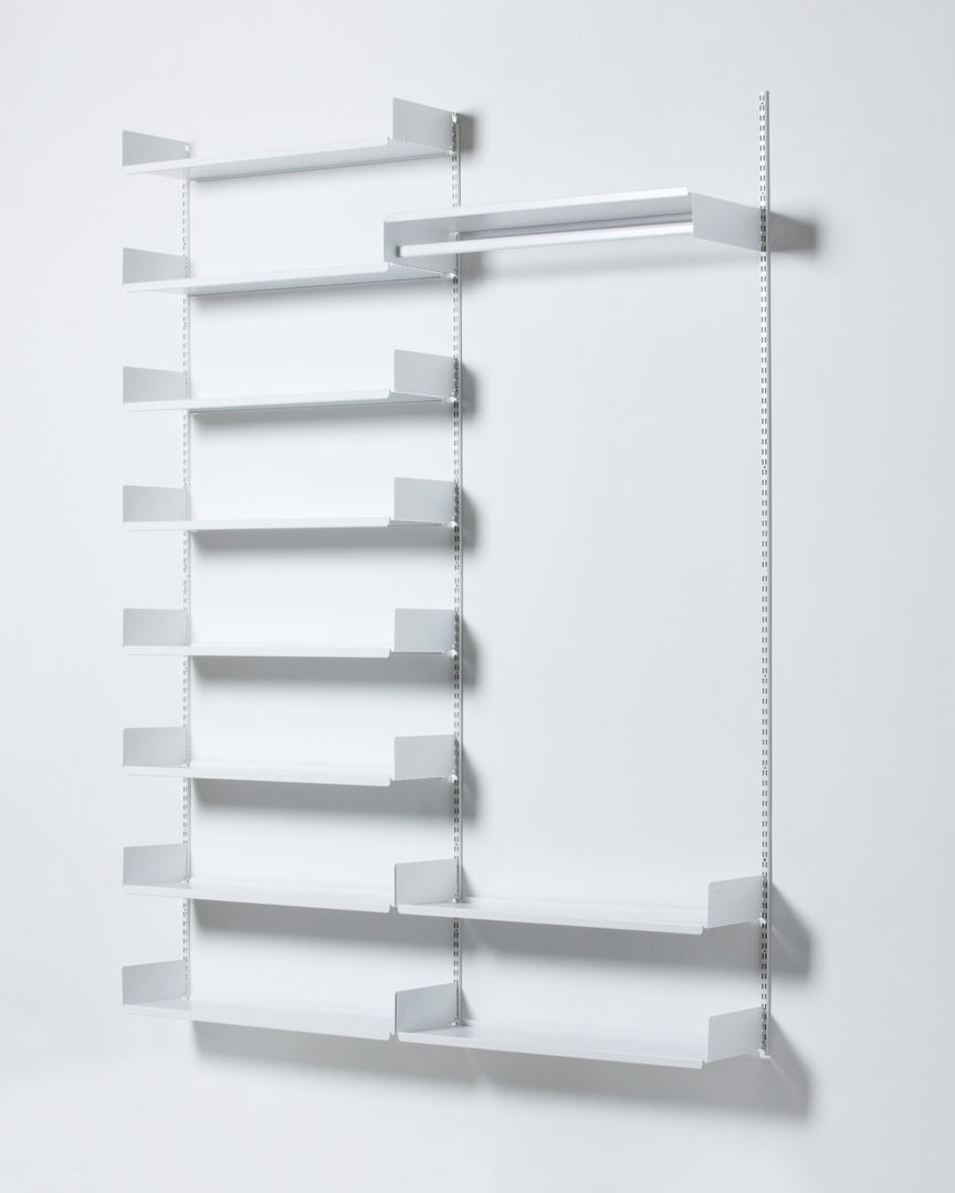 FLOATING SHELVING_OPEN DRESSROOM SOLUTION, THE THING FACTORY THE THING FACTORY モダンデザインの ドレッシングルーム ワードローブ＆引き出し