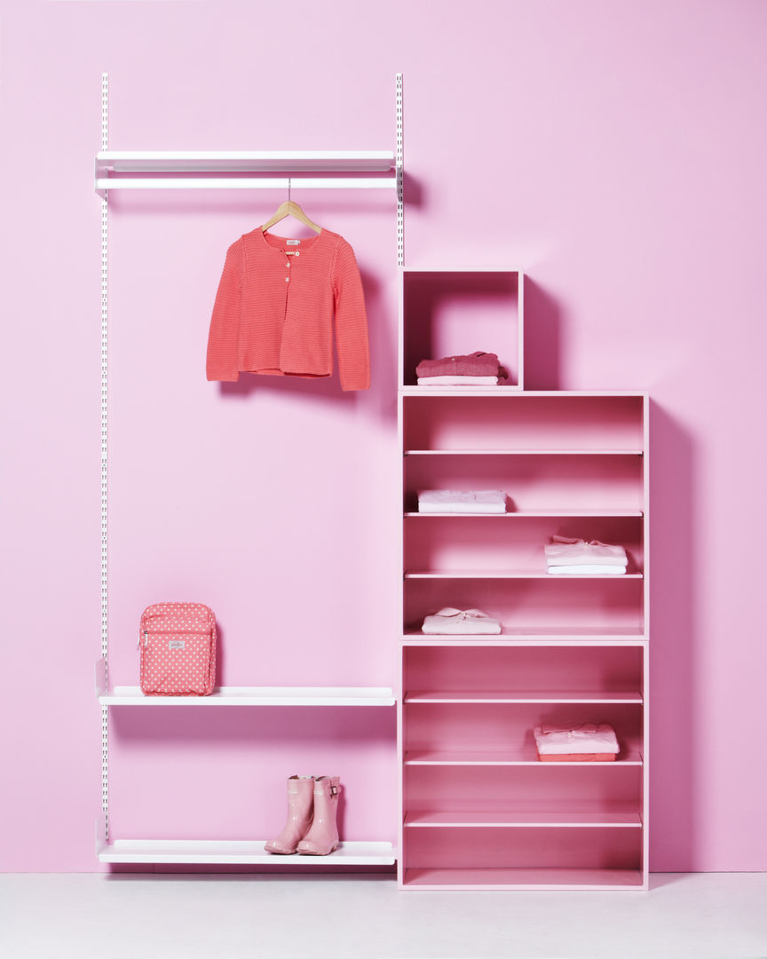 FLOATING SHELVING_OPEN DRESSROOM SOLUTION, THE THING FACTORY THE THING FACTORY モダンデザインの ドレッシングルーム ワードローブ＆引き出し