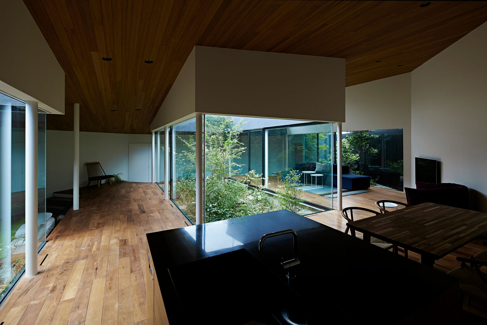 House in Higashimurayama, 石井秀樹建築設計事務所 石井秀樹建築設計事務所 Jardines de estilo moderno