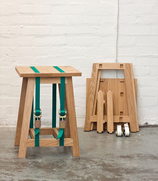 Strap Stool, Stijn van der Vleuten Stijn van der Vleuten Гостиная в стиле минимализм Табуреты и стулья