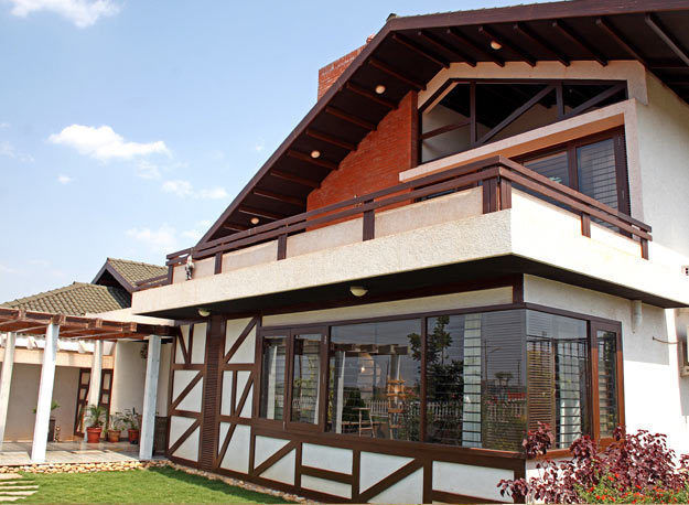 Residence for Mr Arvind Kalburgi, Kembhavi Architecture Foundation Kembhavi Architecture Foundation Espaços