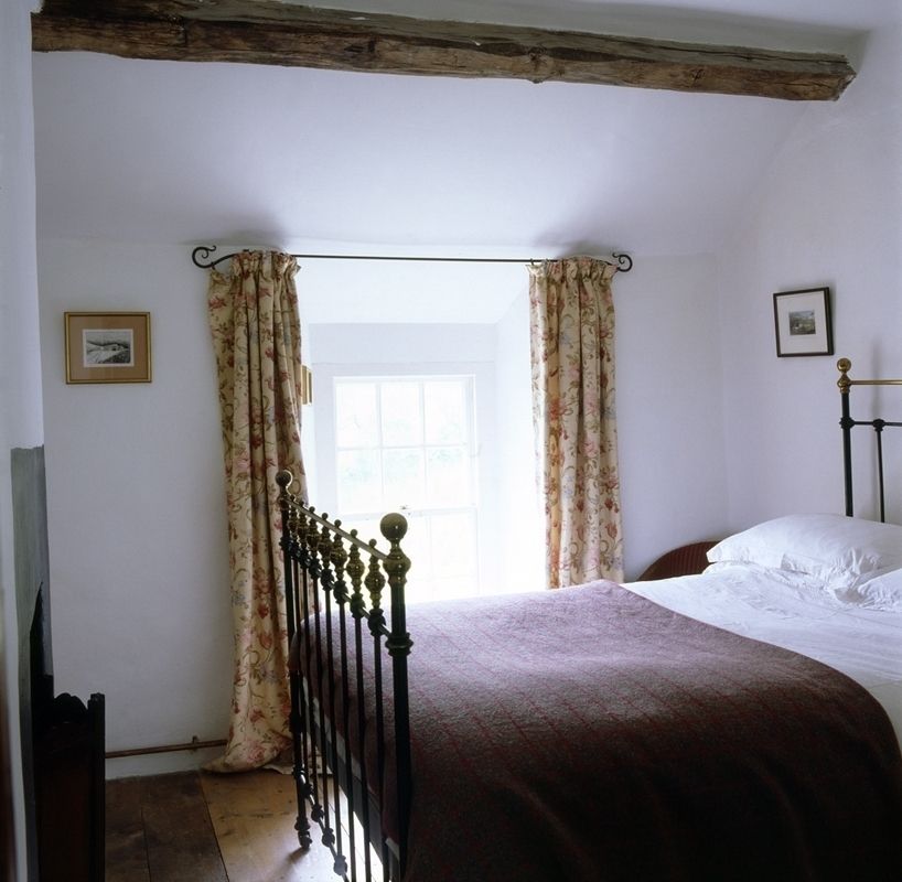 Welsh Farmhouse, Hackett Holland Hackett Holland Bedroom