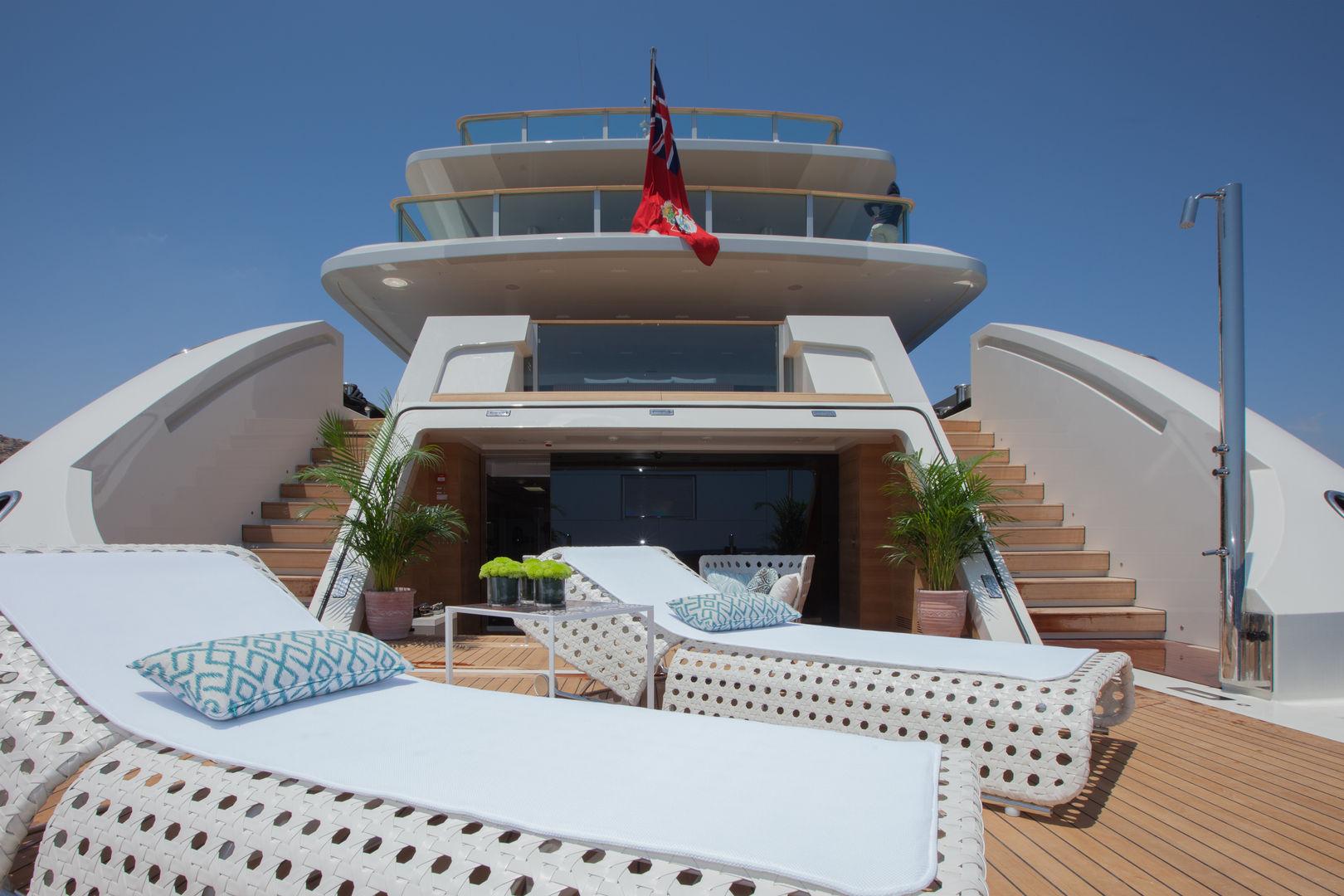 M/Y Saramour , CRN SPA - YACHT YOUR WAY- CRN SPA - YACHT YOUR WAY- Yachts & jets