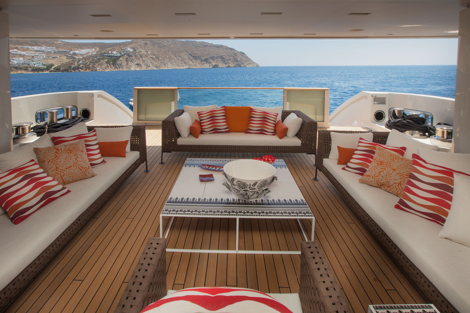 M/Y Saramour , CRN SPA - YACHT YOUR WAY- CRN SPA - YACHT YOUR WAY- Mediterrane Yachten & Jets