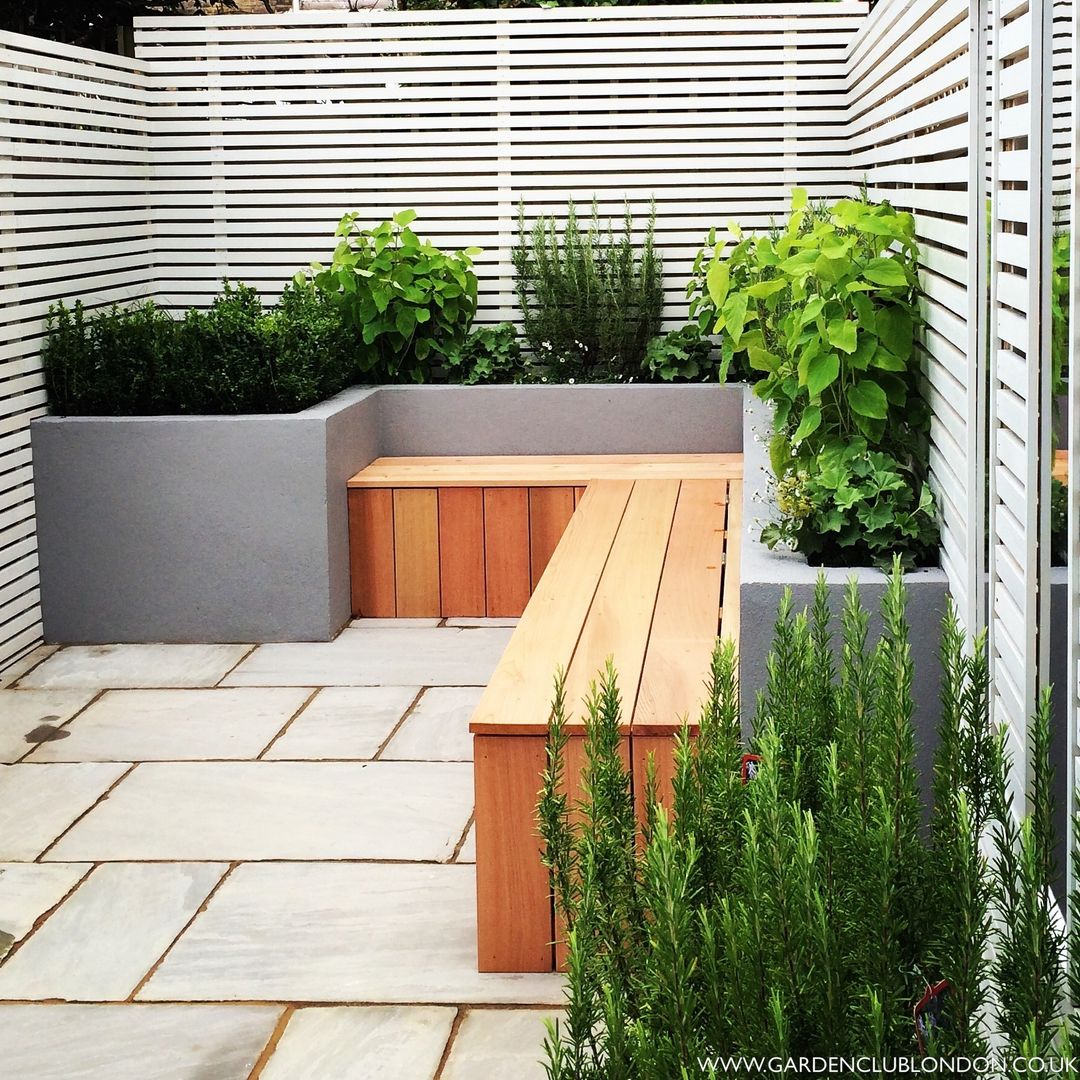 Small back garden design homify Jardins modernos