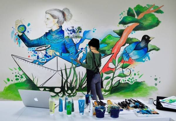 ​'Healing The World' mural for "HEXAGON Ortho", Gamze Yalçın Studio Gamze Yalçın Studio Moderne studeerkamer