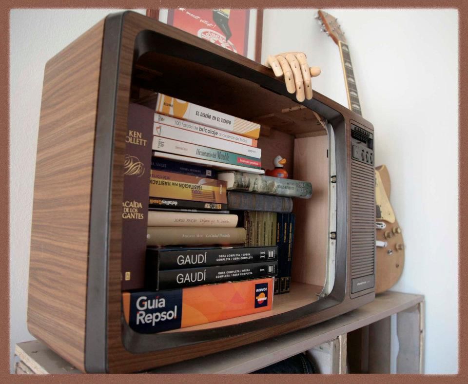 CAJA TONTA (ESTANTERIA), GRUPO ARTS and CRAFTS GRUPO ARTS and CRAFTS Ruang Studi/Kantor Gaya Industrial Cupboards & shelving