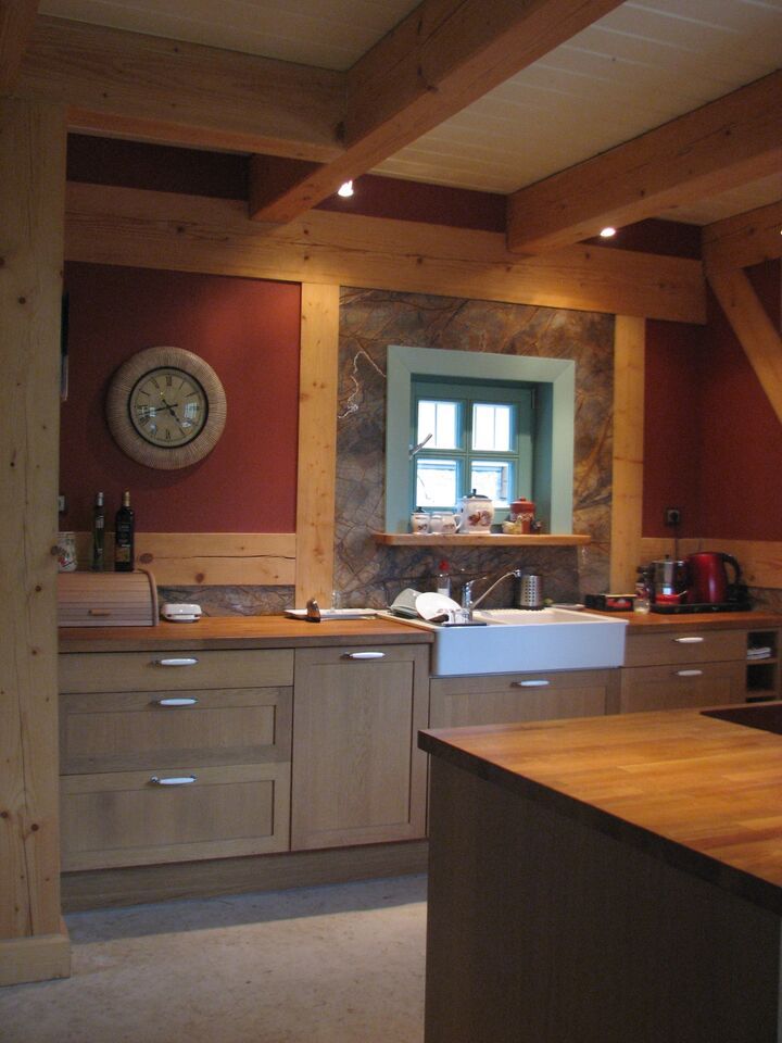 Dom Zelwa, Pracownia Tutaj Pracownia Tutaj Country style kitchen