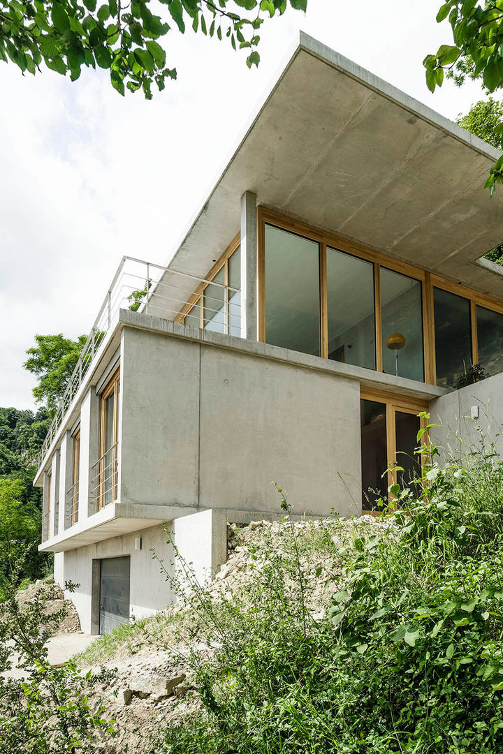 Modernes Traumhaus mit 1a-Aussicht, GIAN SALIS ARCHITEKT GIAN SALIS ARCHITEKT Casas de estilo moderno