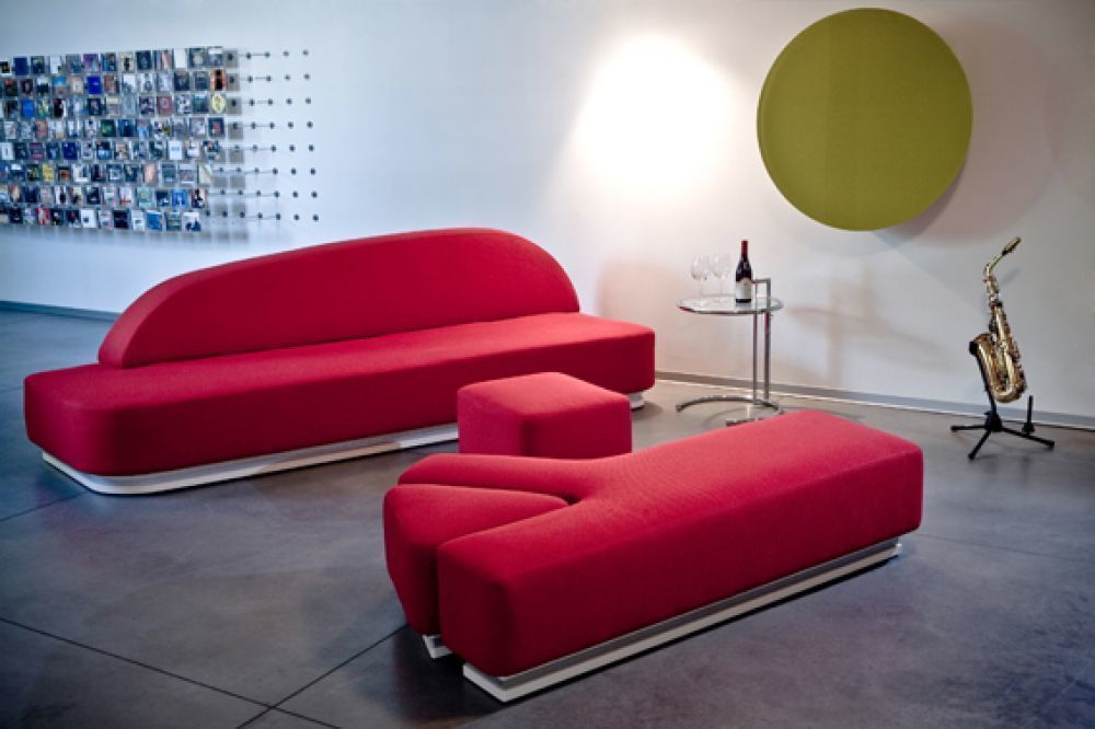 Divano con penisola, Woog Design Buddies Woog Design Buddies Minimalistische Wohnzimmer Sofas und Sessel