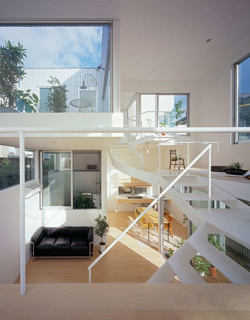 House in Chayagasaka, 近藤哲雄建築設計事務所 近藤哲雄建築設計事務所 Modern living room