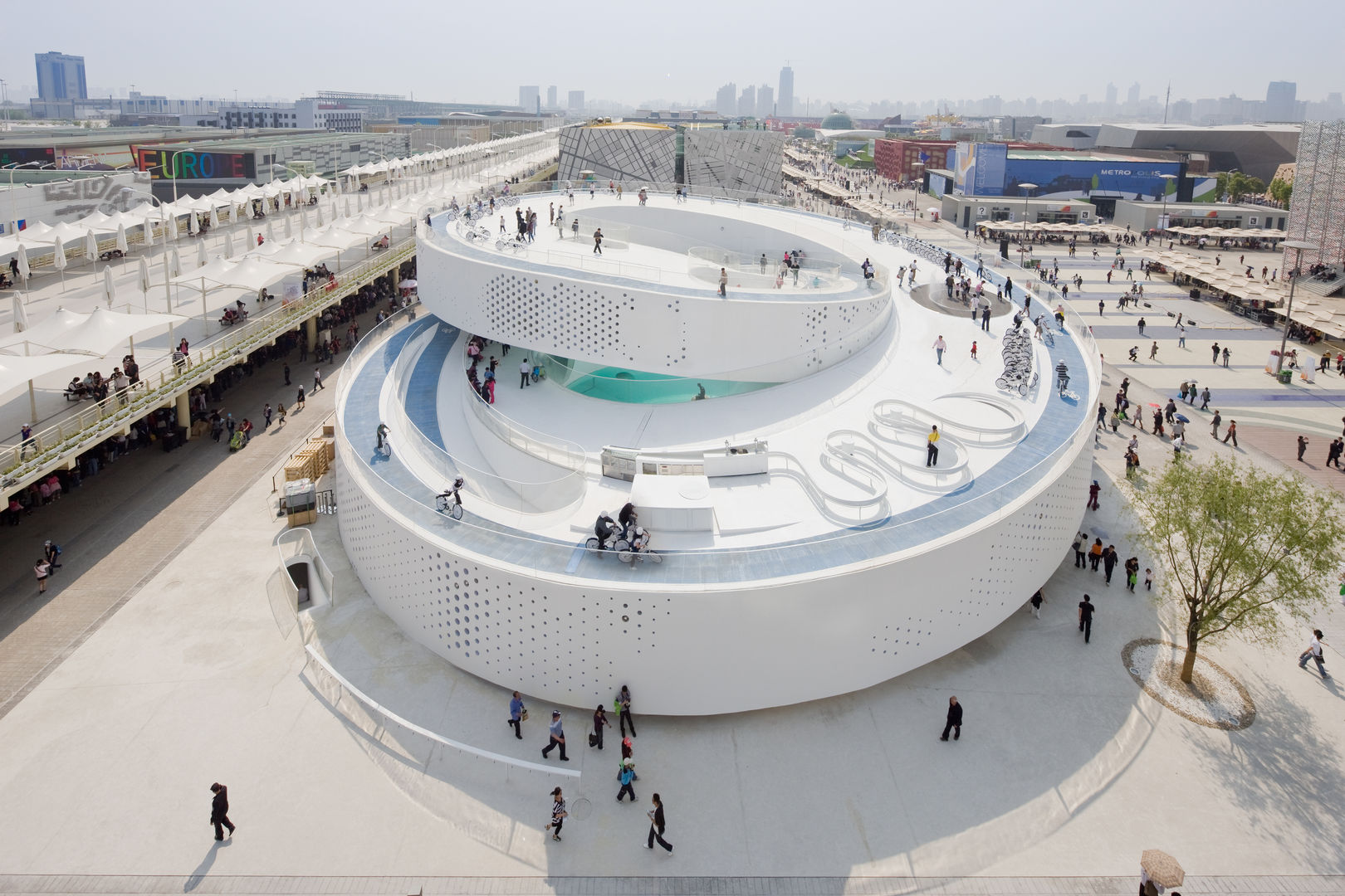 EXPO 2010 DANISH PAVILION, BIG-BJARKE INGELS GROUP BIG-BJARKE INGELS GROUP 상업공간 전시장