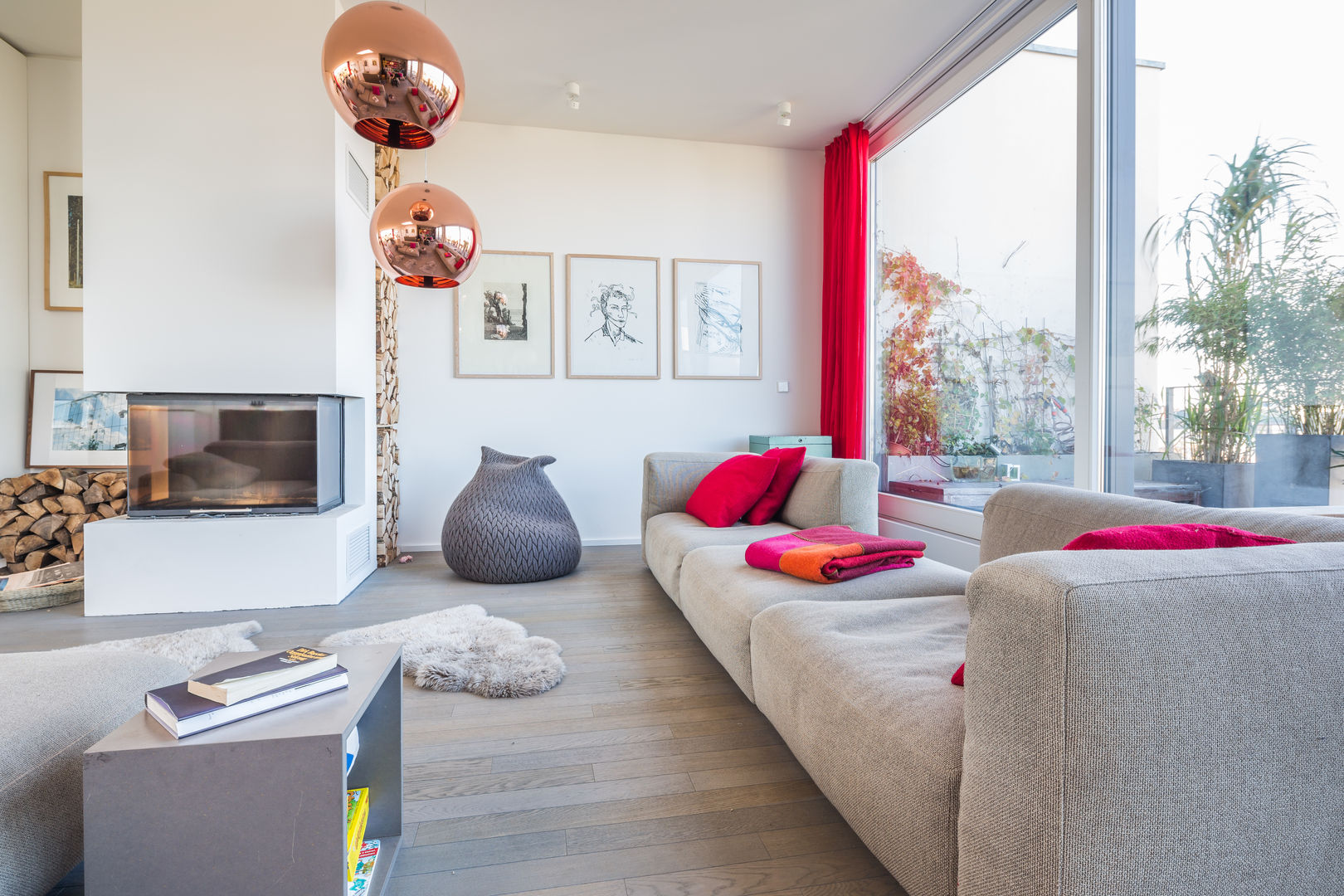 CHO 58 Stadthaus, ZOOMARCHITEKTEN ZOOMARCHITEKTEN Living room design ideas