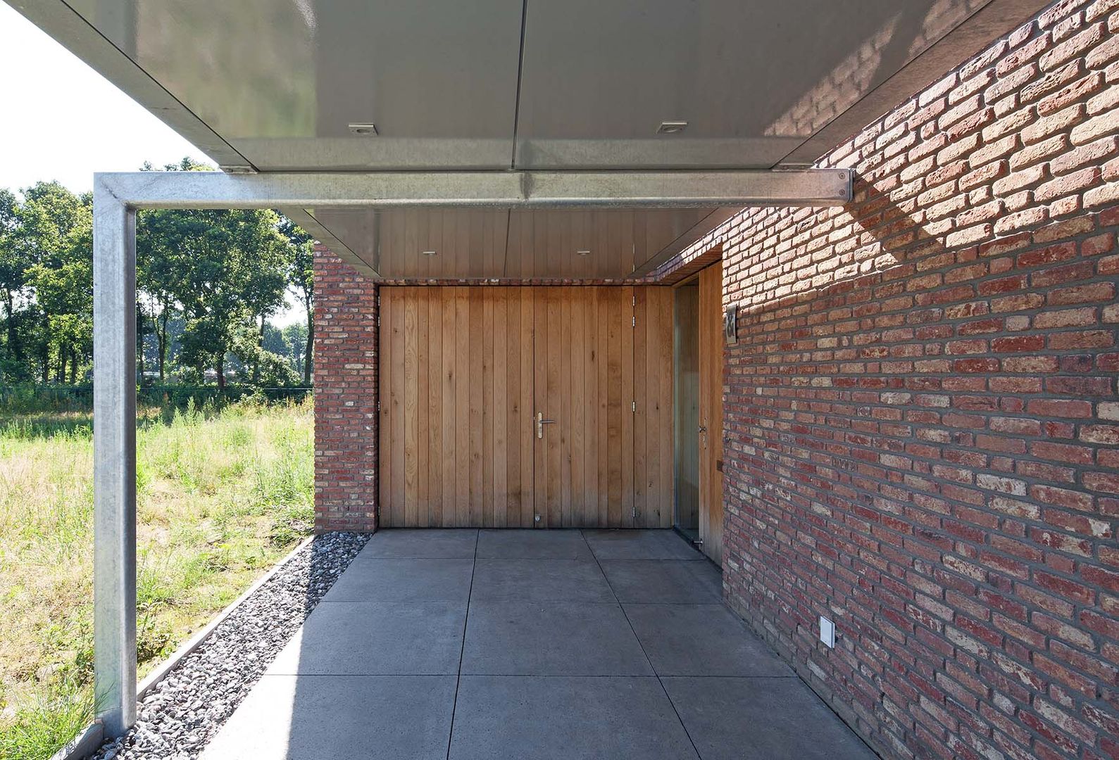 RielEstate, Joris Verhoeven Architectuur Joris Verhoeven Architectuur Minimalist garage/shed