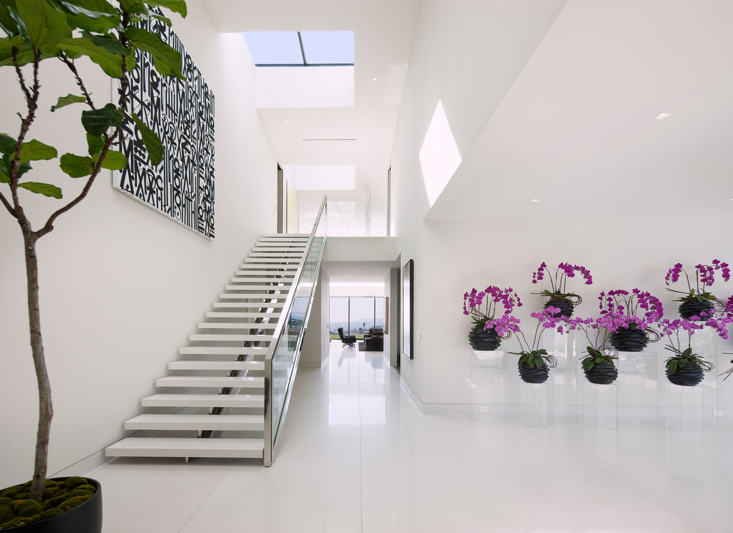 SUNSET STRIP RESIDENCE , McClean Design McClean Design Modern Corridor, Hallway and Staircase