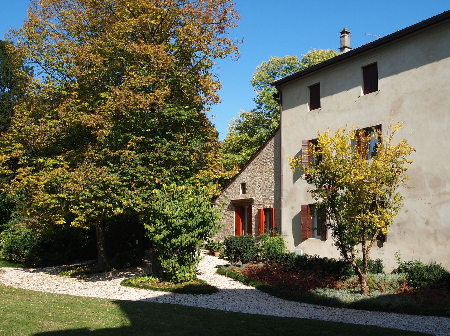 Bed & Breakfast nelle adiacenze di villa Tron Mioni, Alberto Garzotto Architetto Alberto Garzotto Architetto Domy