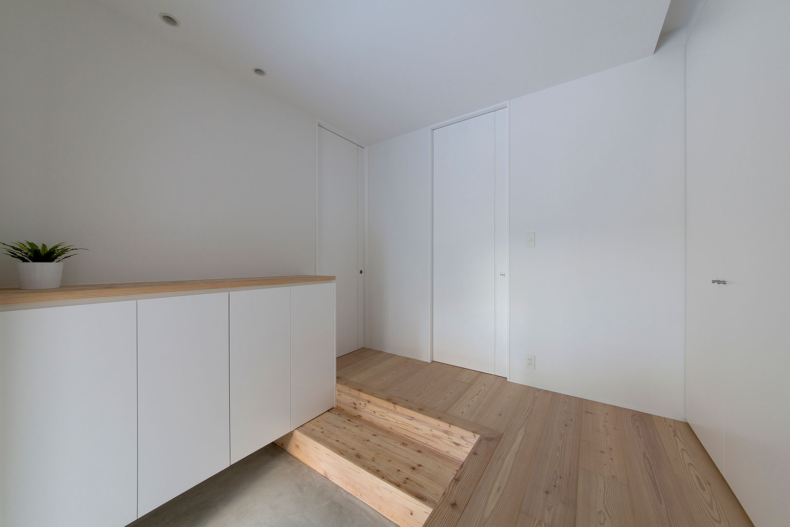 都市型アウトドアハウス, ラブデザインホームズ／LOVE DESIGN HOMES ラブデザインホームズ／LOVE DESIGN HOMES Casas eclécticas