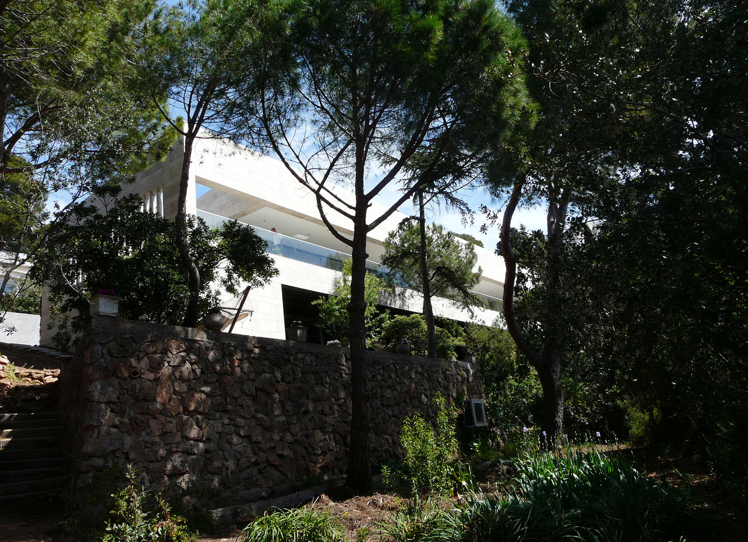 Maison sur pilotis, Hamerman Rouby Architectes Hamerman Rouby Architectes Maisons