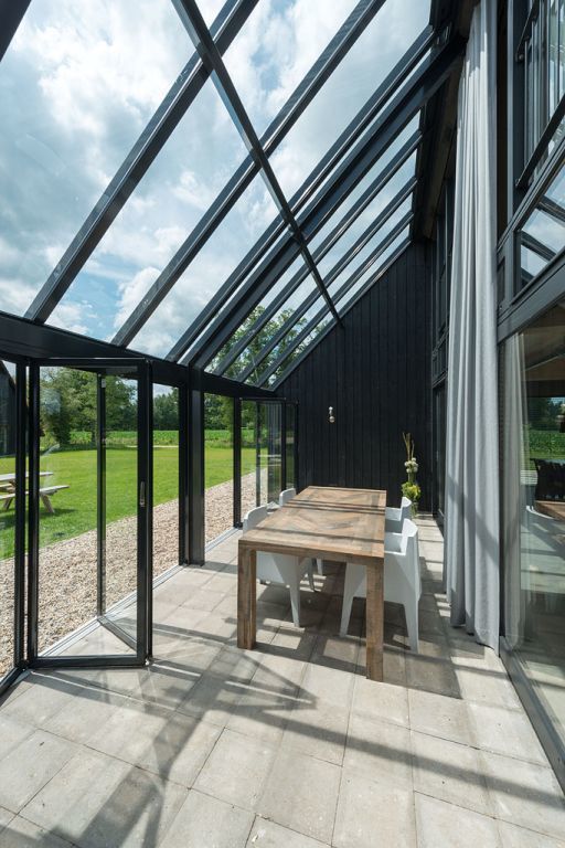 Duurzame Schuurwoning, schipperdouwesarchitectuur schipperdouwesarchitectuur Espaços