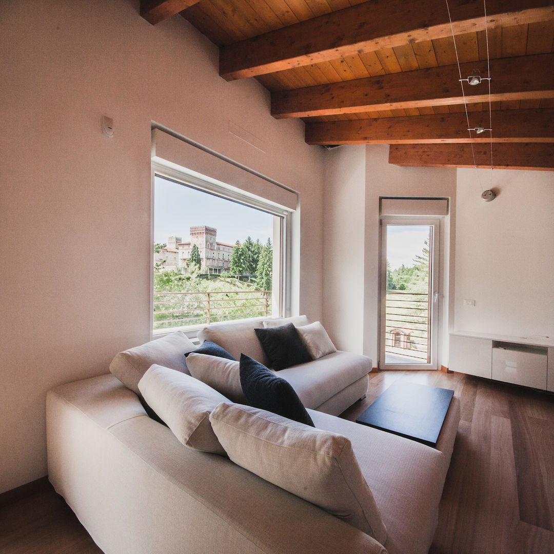 TERRAZZE MONTICELLO HOUSES, EMMANUELLO | ARCHITETTURA | DESIGN EMMANUELLO | ARCHITETTURA | DESIGN Modern living room