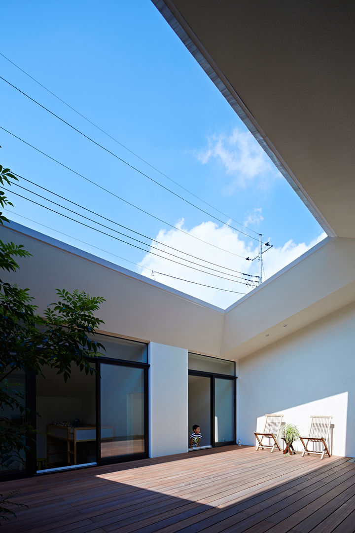 House in Hakonomori, 石井秀樹建築設計事務所 石井秀樹建築設計事務所 Modern houses