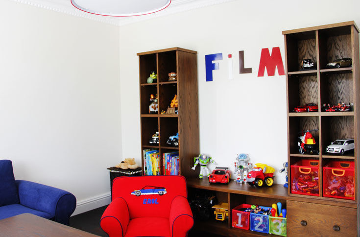 homify Modern nursery/kids room