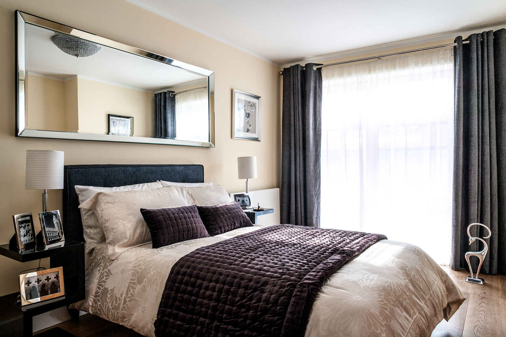 Bedroom Lujansphotography Dormitorios modernos: Ideas, imágenes y decoración